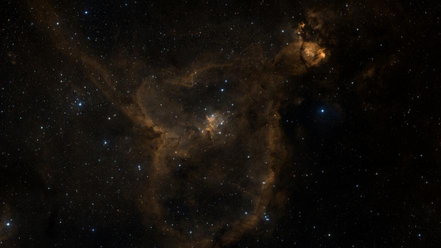 Sky survey picture of IC 1805, the Heart Nebula with the DWARF 3 frame drawn on it