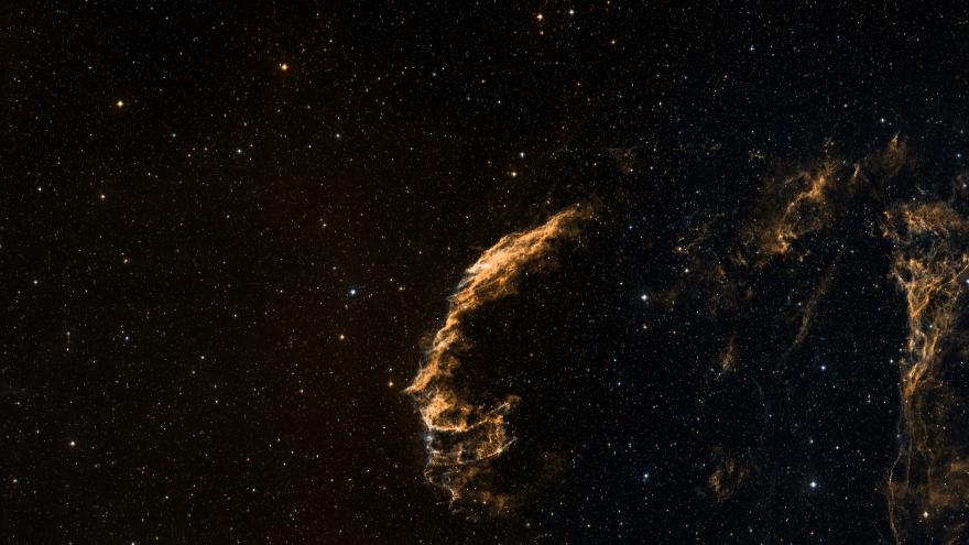 Sky survey picture of The Eastern Veil with the DWARF 3 frame drawn on it